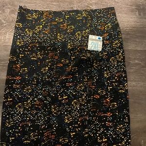 Lularoe Cassie skirt. 2xl new with tag